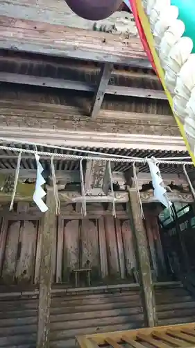 諏訪神社の本殿・本堂