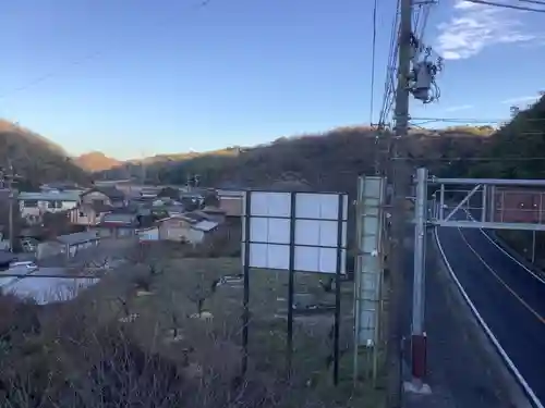 神明・白山社相殿の周辺