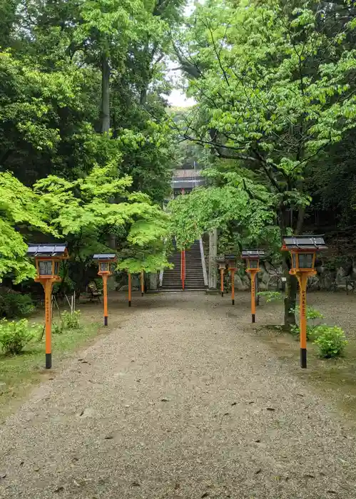 賣布神社の建物その他