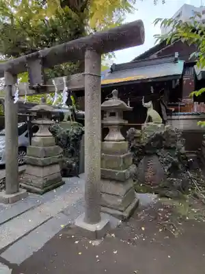 小野照崎神社の鳥居