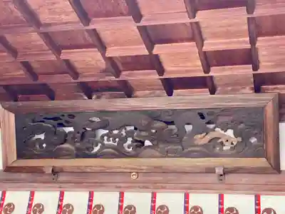 止止呂支比売命神社の芸術