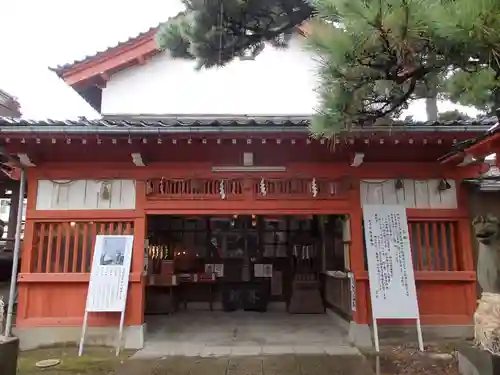 湊稲荷神社の本殿