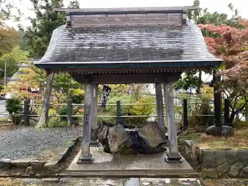 鳥海山大物忌神社吹浦口ノ宮の手水舎