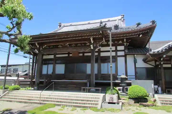 妙泰寺の本殿・本堂