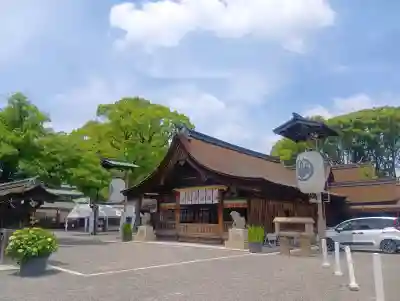 尾張大國霊神社(国府宮)の{uncategorized: "未分類", other: "その他", undefined: "問題あり", building: "その他建物", grave: "お墓", sacred_gate: "鳥居", guardian: "狛犬", statue: "像", buddha: "仏像", history: "歴史", nature: "自然", garden: "庭園", animal: "動物", pagoda: "塔", temizu: "手水舎", mountain_gate: "山門・神門", sanctuary: "本殿・本堂", subordinate: "末社・摂社", art: "芸術", scenery: "景色", jizo: "地蔵", ema: "絵馬", goshuin: "御朱印", omikuji: "おみくじ", items: "授与品その他", amulet: "お守り", goshuincho: "御朱印帳", eats: "食事", festival: "お祭り", votive_dance: "神楽", shichigosan: "七五三参", wedding: "結婚式", experience: "体験その他", initially: "初詣", around: "周辺", anti_infection: "感染症対策"}