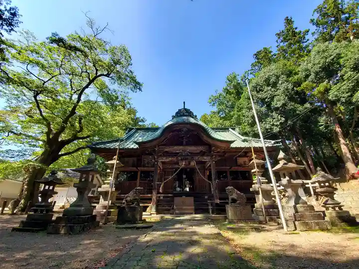 安達太良神社の本殿・本堂