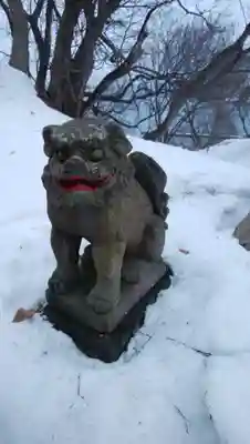 稲荷神社の狛犬