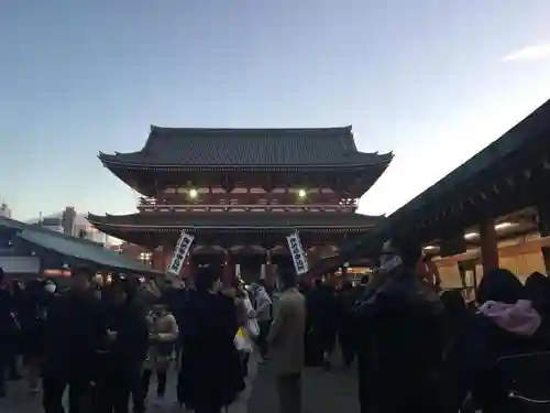 浅草寺の本殿