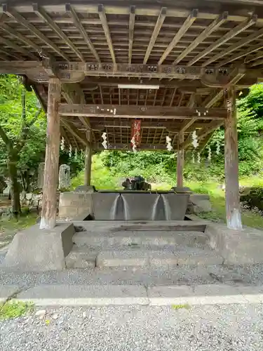 金櫻神社の手水舎
