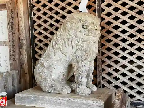 高尾穂見神社の狛犬