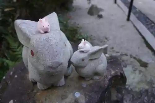 岡崎神社の狛犬