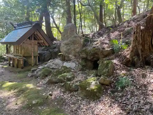 元伊勢内宮 皇大神社の{uncategorized: "未分類", other: "その他", undefined: "問題あり", building: "その他建物", grave: "お墓", sacred_gate: "鳥居", guardian: "狛犬", statue: "像", buddha: "仏像", history: "歴史", nature: "自然", garden: "庭園", animal: "動物", pagoda: "塔", temizu: "手水舎", mountain_gate: "山門・神門", sanctuary: "本殿・本堂", subordinate: "末社・摂社", art: "芸術", scenery: "景色", jizo: "地蔵", ema: "絵馬", goshuin: "御朱印", omikuji: "おみくじ", items: "授与品その他", amulet: "お守り", goshuincho: "御朱印帳", eats: "食事", festival: "お祭り", votive_dance: "神楽", shichigosan: "七五三参", wedding: "結婚式", experience: "体験その他", initially: "初詣", around: "周辺", anti_infection: "感染症対策"}