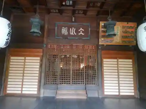 仲町氷川神社の本殿・本堂