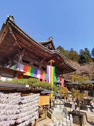 岡寺（龍蓋寺）の本殿・本堂