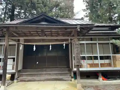 七二会守田神社の{uncategorized: "未分類", other: "その他", undefined: "問題あり", building: "その他建物", grave: "お墓", sacred_gate: "鳥居", guardian: "狛犬", statue: "像", buddha: "仏像", history: "歴史", nature: "自然", garden: "庭園", animal: "動物", pagoda: "塔", temizu: "手水舎", mountain_gate: "山門・神門", sanctuary: "本殿・本堂", subordinate: "末社・摂社", art: "芸術", scenery: "景色", jizo: "地蔵", ema: "絵馬", goshuin: "御朱印", omikuji: "おみくじ", items: "授与品その他", amulet: "お守り", goshuincho: "御朱印帳", eats: "食事", festival: "お祭り", votive_dance: "神楽", shichigosan: "七五三参", wedding: "結婚式", experience: "体験その他", initially: "初詣", around: "周辺", anti_infection: "感染症対策"}