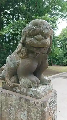 蛟蝄神社奥の宮の狛犬