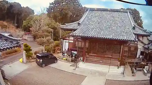 西蓮寺の本殿・本堂