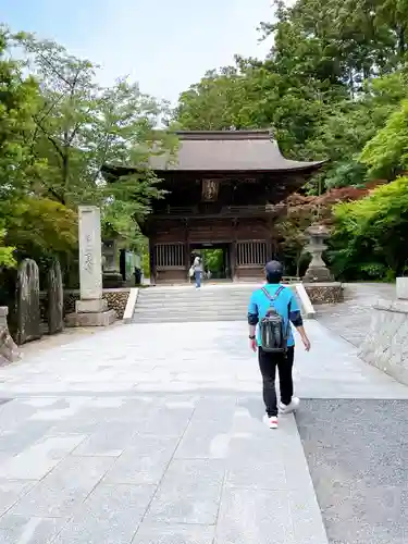 尊永寺の山門