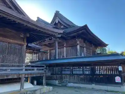 美作総社宮の本殿・本堂