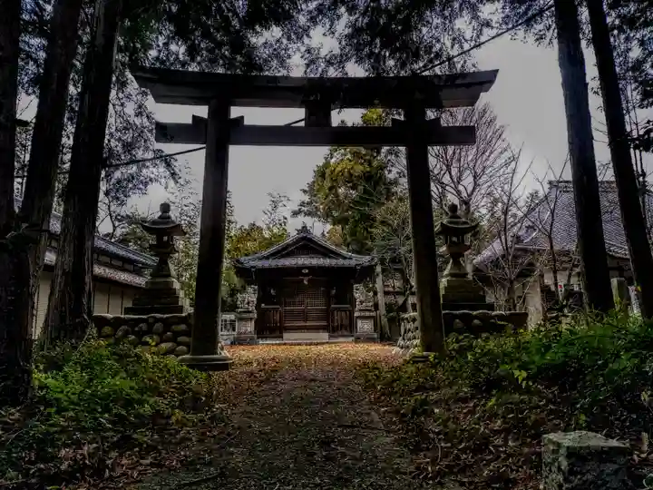 熊野神社の鳥居