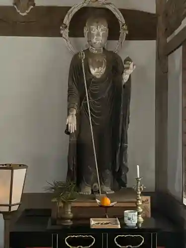 新大佛寺の{uncategorized: "未分類", other: "その他", undefined: "問題あり", building: "その他建物", grave: "お墓", sacred_gate: "鳥居", guardian: "狛犬", statue: "像", buddha: "仏像", history: "歴史", nature: "自然", garden: "庭園", animal: "動物", pagoda: "塔", temizu: "手水舎", mountain_gate: "山門・神門", sanctuary: "本殿・本堂", subordinate: "末社・摂社", art: "芸術", scenery: "景色", jizo: "地蔵", ema: "絵馬", goshuin: "御朱印", omikuji: "おみくじ", items: "授与品その他", amulet: "お守り", goshuincho: "御朱印帳", eats: "食事", festival: "お祭り", votive_dance: "神楽", shichigosan: "七五三参", wedding: "結婚式", experience: "体験その他", initially: "初詣", around: "周辺", anti_infection: "感染症対策"}