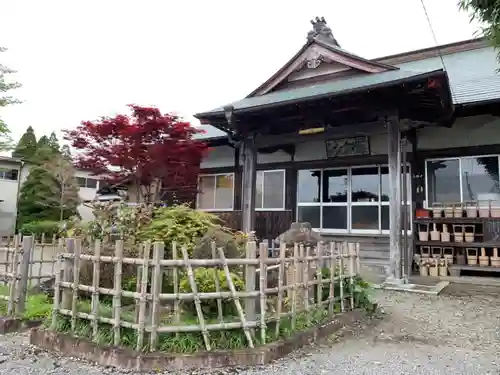 長楽寺の本殿・本堂