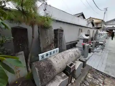甲斐奈神社の末社・摂社