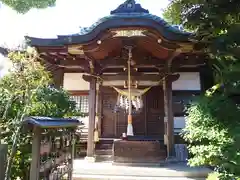 産千代稲荷神社の本殿