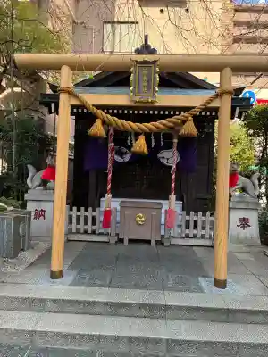 茶ノ木神社の{uncategorized: "未分類", other: "その他", undefined: "問題あり", building: "その他建物", grave: "お墓", sacred_gate: "鳥居", guardian: "狛犬", statue: "像", buddha: "仏像", history: "歴史", nature: "自然", garden: "庭園", animal: "動物", pagoda: "塔", temizu: "手水舎", mountain_gate: "山門・神門", sanctuary: "本殿・本堂", subordinate: "末社・摂社", art: "芸術", scenery: "景色", jizo: "地蔵", ema: "絵馬", goshuin: "御朱印", omikuji: "おみくじ", items: "授与品その他", amulet: "お守り", goshuincho: "御朱印帳", eats: "食事", festival: "お祭り", votive_dance: "神楽", shichigosan: "七五三参", wedding: "結婚式", experience: "体験その他", initially: "初詣", around: "周辺", anti_infection: "感染症対策"}