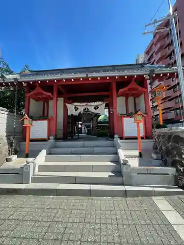 仙台大神宮の山門・神門