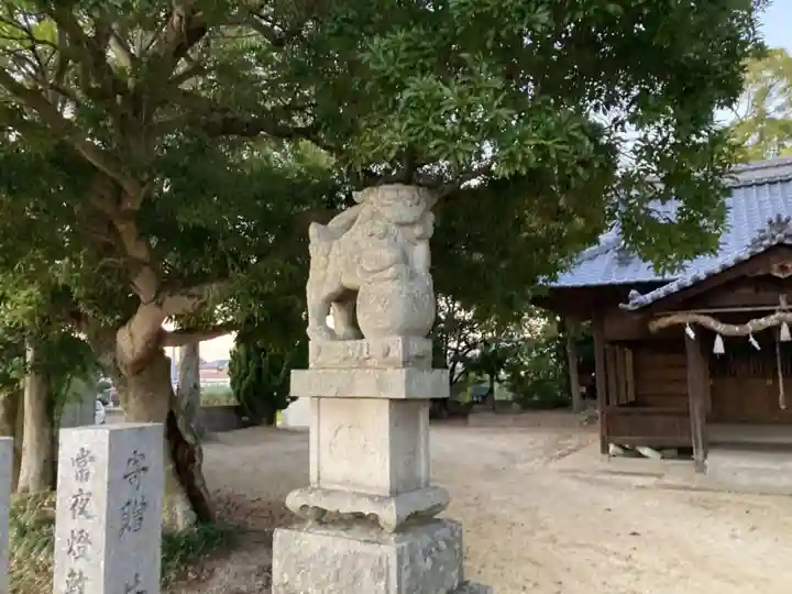高井神社の狛犬