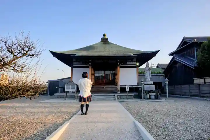 水子観音堂の本殿・本堂