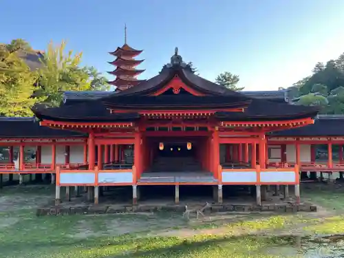 厳島神社(広島県)