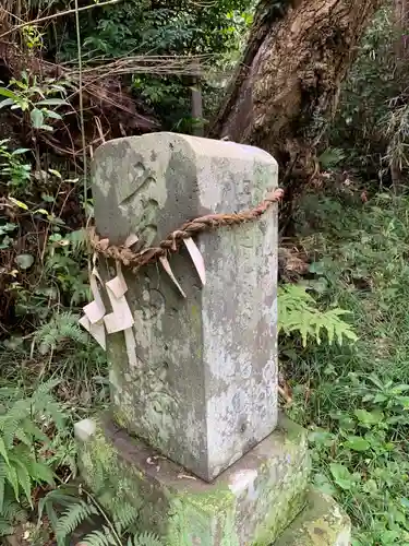 房根神社の末社