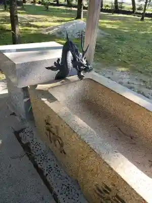 白山神社の手水舎