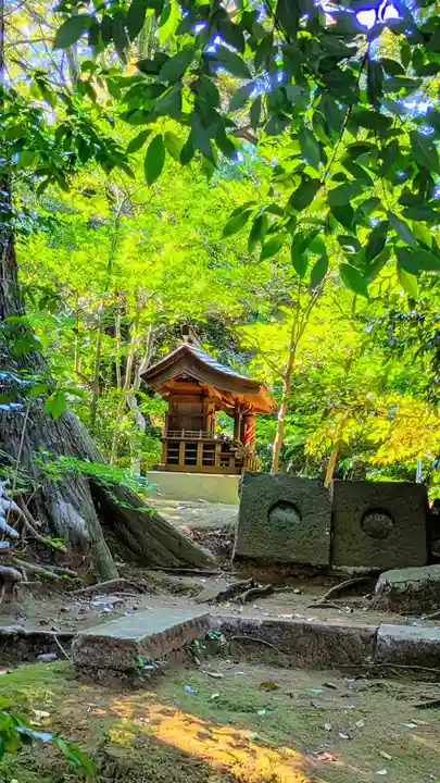 七百餘所神社 の末社・摂社