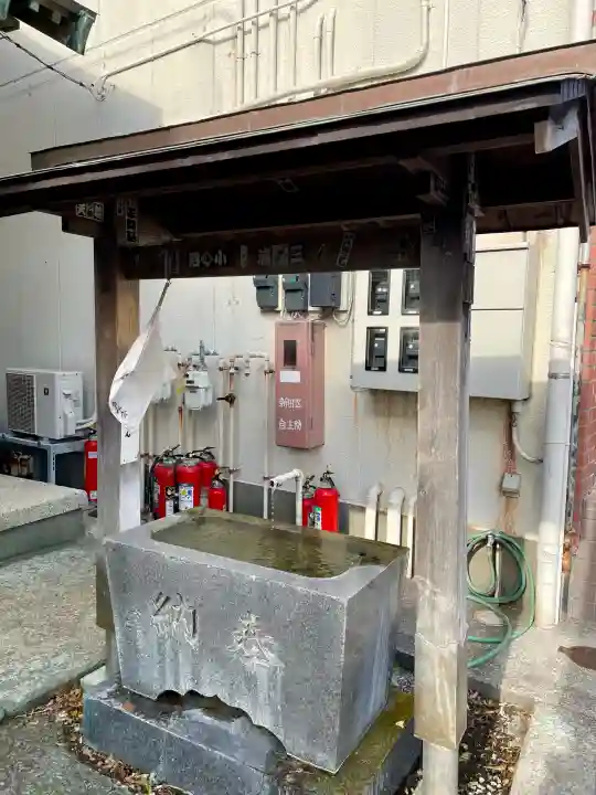 伊勢大神宮の{uncategorized: "未分類", other: "その他", undefined: "問題あり", building: "その他建物", grave: "お墓", sacred_gate: "鳥居", guardian: "狛犬", statue: "像", buddha: "仏像", history: "歴史", nature: "自然", garden: "庭園", animal: "動物", pagoda: "塔", temizu: "手水舎", mountain_gate: "山門・神門", sanctuary: "本殿・本堂", subordinate: "末社・摂社", art: "芸術", scenery: "景色", jizo: "地蔵", ema: "絵馬", goshuin: "御朱印", omikuji: "おみくじ", items: "授与品その他", amulet: "お守り", goshuincho: "御朱印帳", eats: "食事", festival: "お祭り", votive_dance: "神楽", shichigosan: "七五三参", wedding: "結婚式", experience: "体験その他", initially: "初詣", around: "周辺", anti_infection: "感染症対策"}