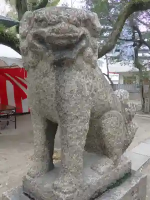 素盞烏尊神社の狛犬