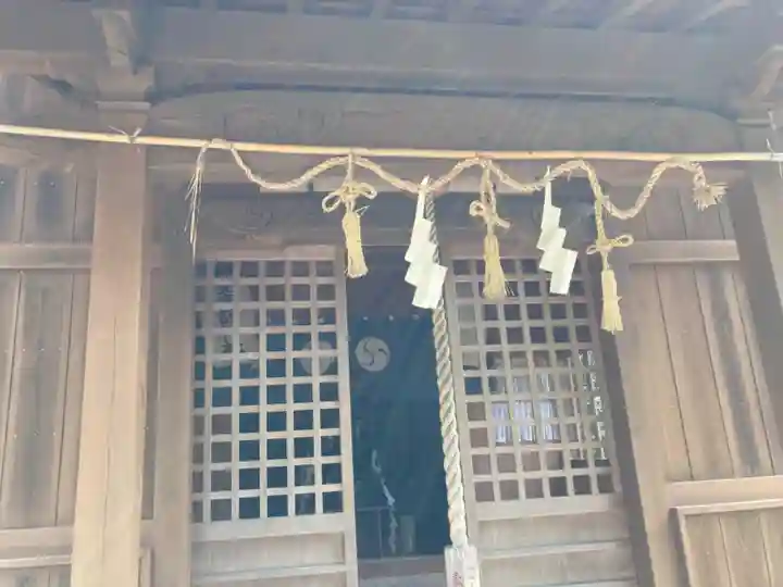 諏訪神社の本殿・本堂