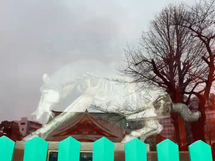 神田神社(神田明神)の{uncategorized: "未分類", other: "その他", undefined: "問題あり", building: "その他建物", grave: "お墓", sacred_gate: "鳥居", guardian: "狛犬", statue: "像", buddha: "仏像", history: "歴史", nature: "自然", garden: "庭園", animal: "動物", pagoda: "塔", temizu: "手水舎", mountain_gate: "山門・神門", sanctuary: "本殿・本堂", subordinate: "末社・摂社", art: "芸術", scenery: "景色", jizo: "地蔵", ema: "絵馬", goshuin: "御朱印", omikuji: "おみくじ", items: "授与品その他", amulet: "お守り", goshuincho: "御朱印帳", eats: "食事", festival: "お祭り", votive_dance: "神楽", shichigosan: "七五三参", wedding: "結婚式", experience: "体験その他", initially: "初詣", around: "周辺", anti_infection: "感染症対策"}