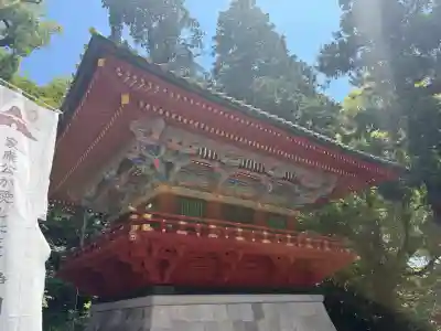 久能山東照宮の{uncategorized: "未分類", other: "その他", undefined: "問題あり", building: "その他建物", grave: "お墓", sacred_gate: "鳥居", guardian: "狛犬", statue: "像", buddha: "仏像", history: "歴史", nature: "自然", garden: "庭園", animal: "動物", pagoda: "塔", temizu: "手水舎", mountain_gate: "山門・神門", sanctuary: "本殿・本堂", subordinate: "末社・摂社", art: "芸術", scenery: "景色", jizo: "地蔵", ema: "絵馬", goshuin: "御朱印", omikuji: "おみくじ", items: "授与品その他", amulet: "お守り", goshuincho: "御朱印帳", eats: "食事", festival: "お祭り", votive_dance: "神楽", shichigosan: "七五三参", wedding: "結婚式", experience: "体験その他", initially: "初詣", around: "周辺", anti_infection: "感染症対策"}
