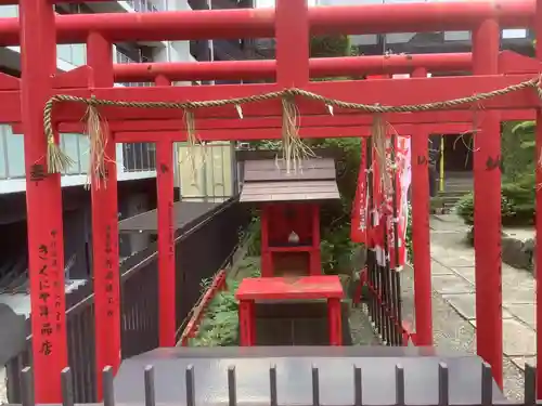 陽泉寺の鳥居