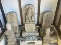 土橋観音堂の{uncategorized: "未分類", other: "その他", undefined: "問題あり", building: "その他建物", grave: "お墓", sacred_gate: "鳥居", guardian: "狛犬", statue: "像", buddha: "仏像", history: "歴史", nature: "自然", garden: "庭園", animal: "動物", pagoda: "塔", temizu: "手水舎", mountain_gate: "山門・神門", sanctuary: "本殿・本堂", subordinate: "末社・摂社", art: "芸術", scenery: "景色", jizo: "地蔵", ema: "絵馬", goshuin: "御朱印", omikuji: "おみくじ", items: "授与品その他", amulet: "お守り", goshuincho: "御朱印帳", eats: "食事", festival: "お祭り", votive_dance: "神楽", shichigosan: "七五三参", wedding: "結婚式", experience: "体験その他", initially: "初詣", around: "周辺", anti_infection: "感染症対策"}