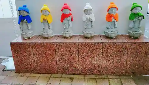 佛願寺札幌別院の地蔵