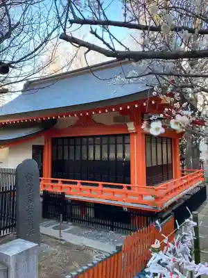 花園神社の本殿・本堂