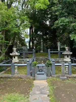 願成就院の{uncategorized: "未分類", other: "その他", undefined: "問題あり", building: "その他建物", grave: "お墓", sacred_gate: "鳥居", guardian: "狛犬", statue: "像", buddha: "仏像", history: "歴史", nature: "自然", garden: "庭園", animal: "動物", pagoda: "塔", temizu: "手水舎", mountain_gate: "山門・神門", sanctuary: "本殿・本堂", subordinate: "末社・摂社", art: "芸術", scenery: "景色", jizo: "地蔵", ema: "絵馬", goshuin: "御朱印", omikuji: "おみくじ", items: "授与品その他", amulet: "お守り", goshuincho: "御朱印帳", eats: "食事", festival: "お祭り", votive_dance: "神楽", shichigosan: "七五三参", wedding: "結婚式", experience: "体験その他", initially: "初詣", around: "周辺", anti_infection: "感染症対策"}