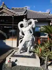 妙雲寺の像