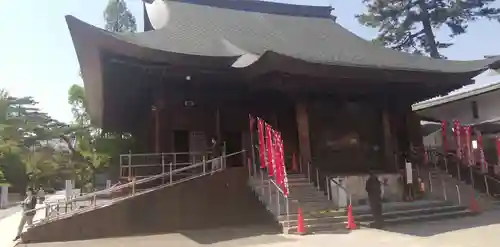 高幡不動尊　金剛寺の本殿・本堂
