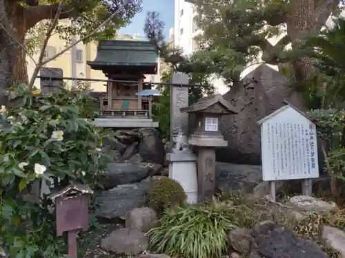 難波八阪神社の末社