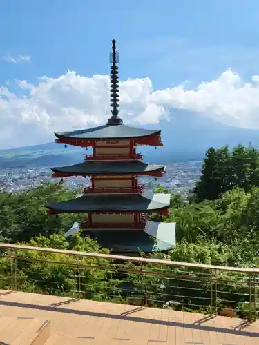新倉富士浅間神社(山梨県)